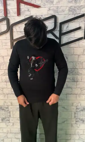 Custom apparel portfolio item for private label clothing brands
